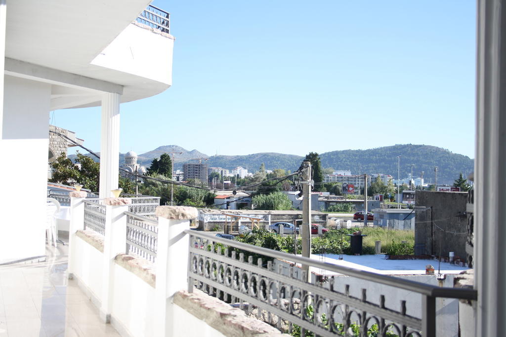 Apartments Vila Monegro Bar Esterno foto